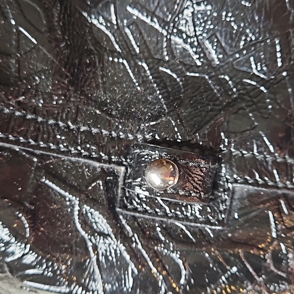 YSL Easy Y Logo Patent Leather Bag Black Silver - Picture 16 of 16